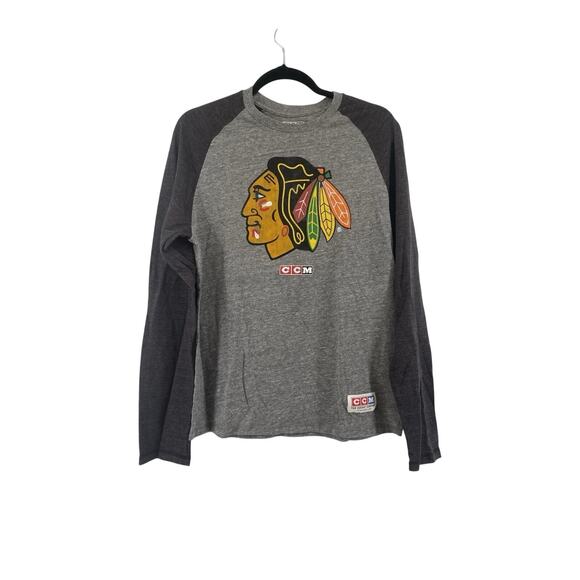 CCM Tops - CCM Chicago Blackhawks Hockey Long Sleeve T-shirt NHL Size Large